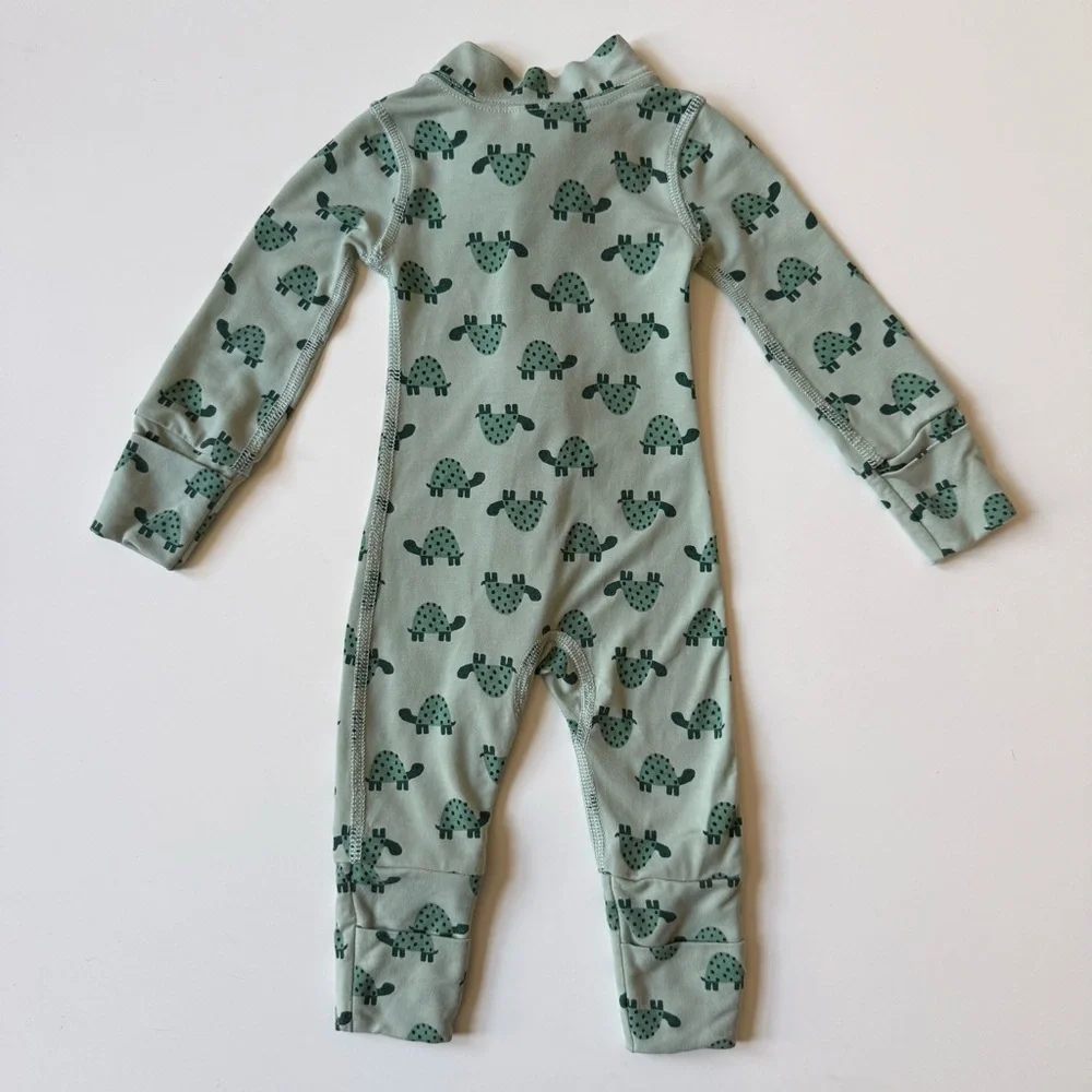 Hanna Andersson Newborn Unisex 2-Way Zip Sleepers in HannaSoft - Bundle of 3 - Picture 15 of 16